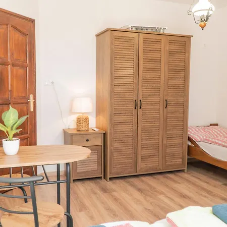 Gyulavezér Lovasbirodalma Vendégháza Affittacamere 3*